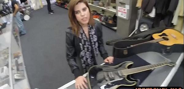  Hot body rocker chick pawns her guitar and her pussy